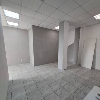 Сдается Нежилое помещение, 74 м²