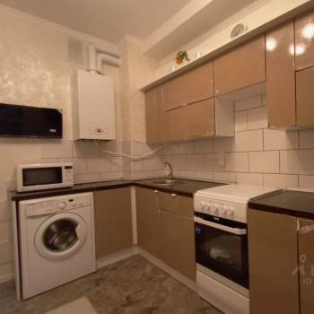 Продается 1-комнатная квартира, 33 м²
