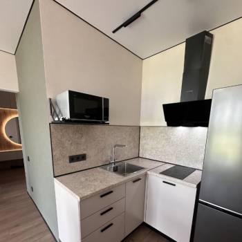 Сдается 1-комнатная квартира, 42 м²