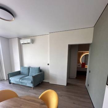 Сдается 1-комнатная квартира, 42 м²