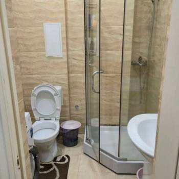 Продается 1-комнатная квартира, 42 м²