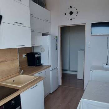 Продается 1-комнатная квартира, 34 м²