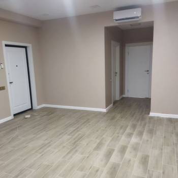 Продается Нежилое помещение, 107 м²