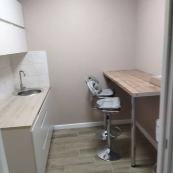 Продается Нежилое помещение, 107 м²