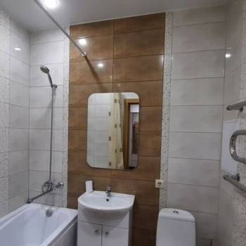 Продается 1-комнатная квартира, 42 м²