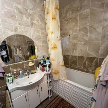 Продается 1-комнатная квартира, 47 м²
