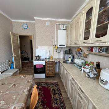 Продается 1-комнатная квартира, 47 м²