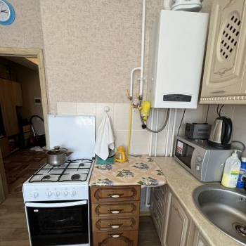 Продается 1-комнатная квартира, 47 м²