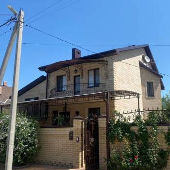 Продается Дом, 303 м²