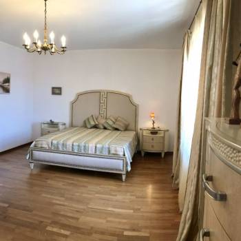 Продается Дом, 520 м²