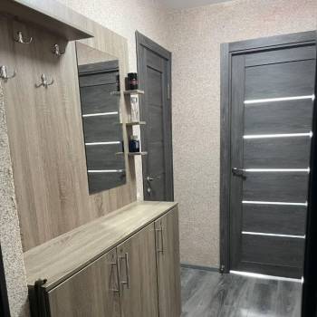 Продается 1-комнатная квартира, 38 м²