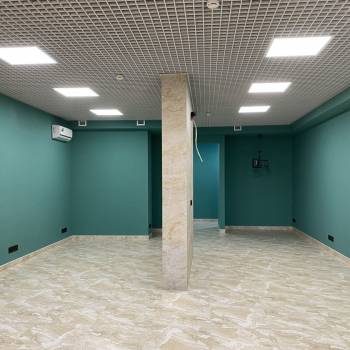Продается Нежилое помещение, 76 м²