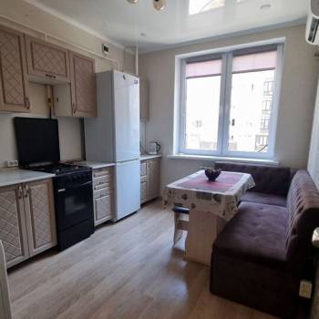 Сдается 1-комнатная квартира, 35 м²