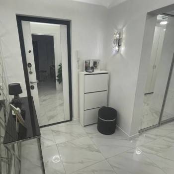 Продается 3-х комнатная квартира, 81 м²