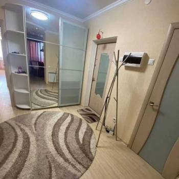 Сдается 2-х комнатная квартира, 65,6 м²