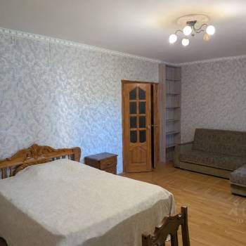 Сдается Многокомнатная квартира, 90 м²