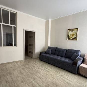 Сдается 2-х комнатная квартира, 65 м²
