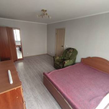 Продается 1-комнатная квартира, 38 м²