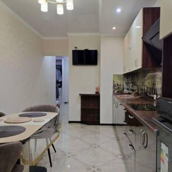 Продается 2-х комнатная квартира, 94 м²