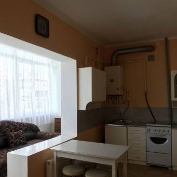 Продается 1-комнатная квартира, 45 м²