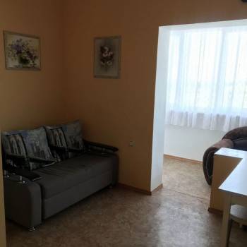 Продается 1-комнатная квартира, 45 м²