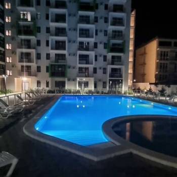 Продается 1-комнатная квартира, 54 м²
