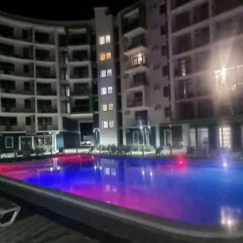 Продается 1-комнатная квартира, 54 м²