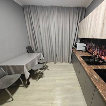 Сдается 2-х комнатная квартира, 65 м²
