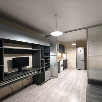 Продается 1-комнатная квартира, 42,7 м²