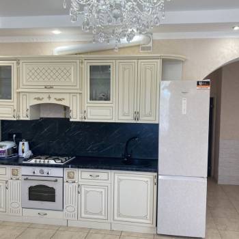 Сдается Дом, 200 м²