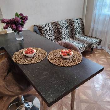 Продается 1-комнатная квартира, 42 м²