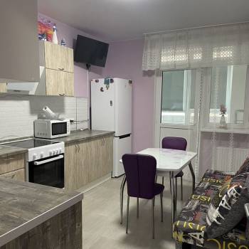 Сдается 1-комнатная квартира, 45 м²