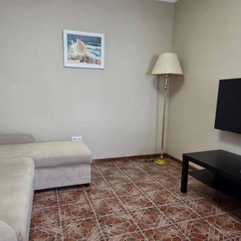 Продается 2-х комнатная квартира, 42 м²