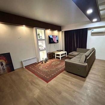 Продается 1-комнатная квартира, 41 м²