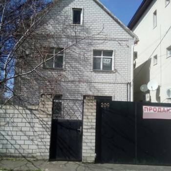 Продается Дом, 200 м²