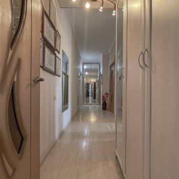 Продается 2-х комнатная квартира, 72 м²