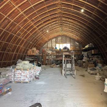 Сдается Нежилое помещение, 300 м²