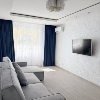 Сдается 2-х комнатная квартира, 70 м²