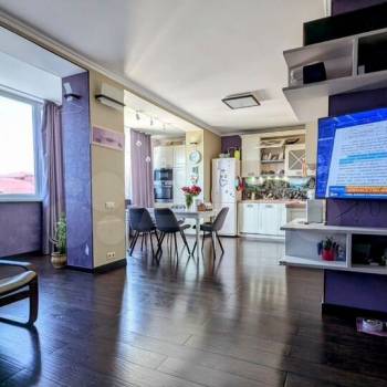 Продается Многокомнатная квартира, 144 м²
