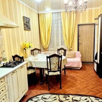 Сдается 1-комнатная квартира, 45 м²