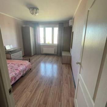 Продается 1-комнатная квартира, 37,8 м²