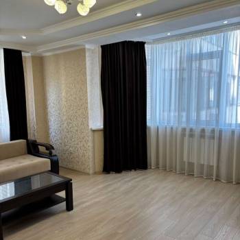 Сдается 2-х комнатная квартира, 70 м²