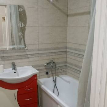 Продается 1-комнатная квартира, 45 м²