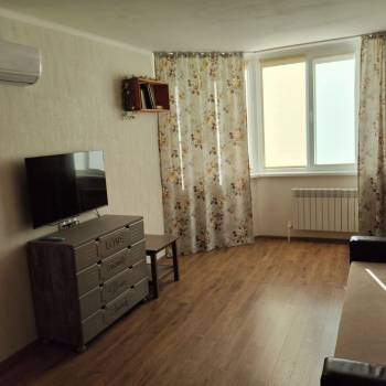 Сдается 1-комнатная квартира, 41 м²