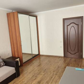 Сдается 1-комнатная квартира, 41 м²