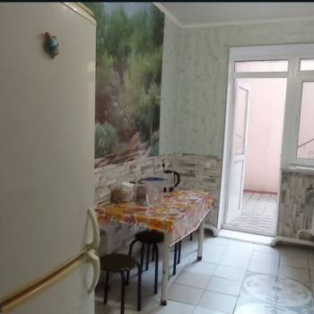 Продается 1-комнатная квартира, 44 м²