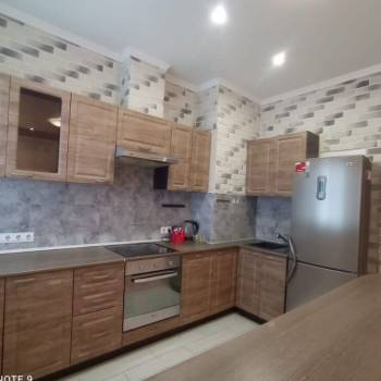 Продается 1-комнатная квартира, 44 м²