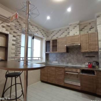 Продается 1-комнатная квартира, 44 м²