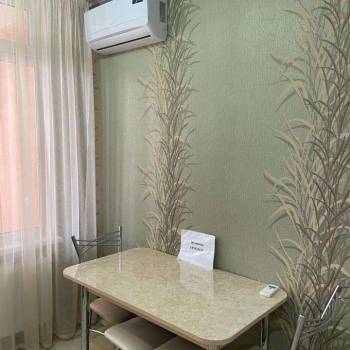 Продается 1-комнатная квартира, 40 м²