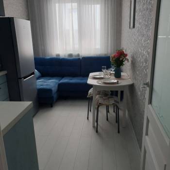 Сдается 1-комнатная квартира, 50 м²